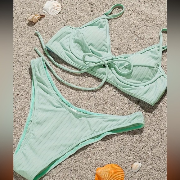 Mint Green Solid Ribbed Texture Bikini Swimsuit - Picture 4 of 8